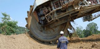 Numărul real al angajaților CE Oltenia! Cei 1800, cărora le expiră angajarea, teoretic – ar trebui să rămână. Practic, ar trebui să plece