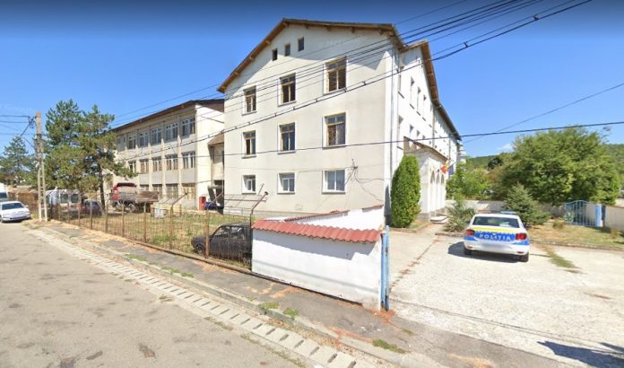 Treisprezece candidați, niciun admis! Note de 2 și 3 pentru șefia unui post de poliție din Gorj