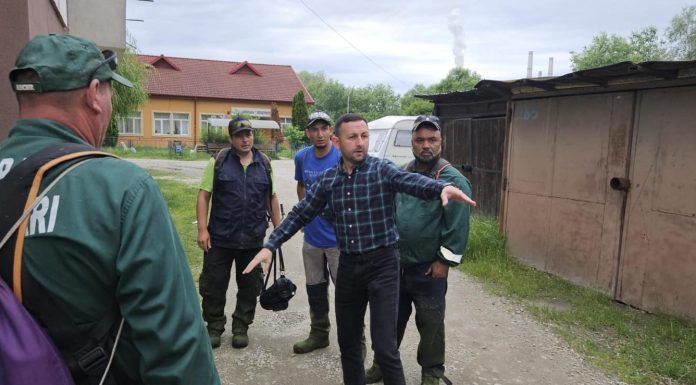Primar din Gorj, toată vara în stradă!