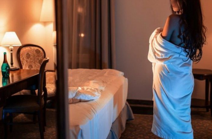 Minoră exploatată sexual în apartamente închiriate în Târgu-Jiu