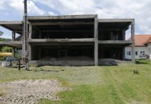O clădire abandonată, sediu nou de primărie. Investiție de un milion de euro
