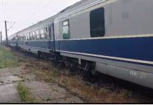 Tragedie pe calea ferată, la Târgu-Cărbunești! O femeie a murit, după ce a fost călcată de tren