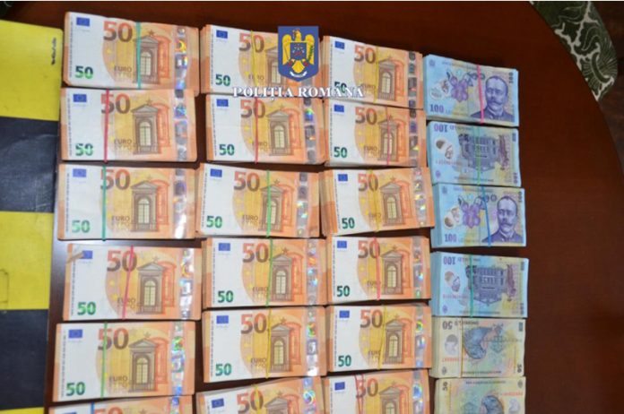 În Gorj: 12 percheziții și un patron al unei firme de construcții reținut