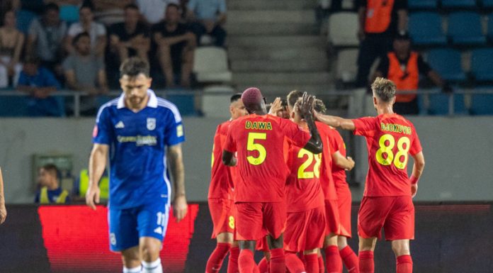 FCSB a defilat la Târgu-Jiu. Mititelu: ,,E un coșmar!”