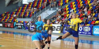 Handbalistele s-au mișcat bine la revenirea pe parchet