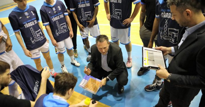 LNBM: Baschetbaliștii gorjeni debutează la București