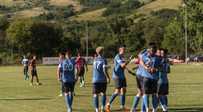 Vulturii, ca și eliminați după înfrângerea din Hunedoara