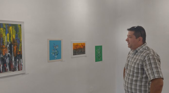 Expoziția ,,Sub semnul soarelui”, deschisă publicului, la Galeriile Municipale de Artă din Tărgu-Jiu, pănă pe 26 iulie 2023