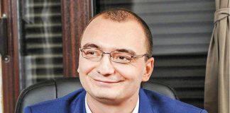 Educaţia…şi Lecţia de viaţă! – Interviu cu domnul inginer Iulian Vasile POPESCU, prefectul judeţului GORJ (II) – ,,Liderii politici de astăzi, să-şi schimbe felul de a-şi motiva şi de a-şi clarifica mai bine argumentele motivaţionale care sunt legate de aspectele activităţii lor în politică”!