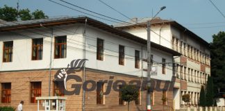 Un profesor din Gorj anunță că intră în greva foamei! Acuză că locul său la catedră a fost luat nelegal de o altă profesoară