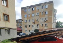 Foto|Distrugeri în Gorj, după vijelii: Acoperișuri luate de vânt, localități fără curent electric, copaci căzuți