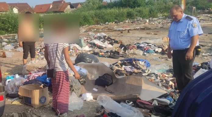 Prinsă în timp ce arunca gunoaie. Amendată și pusă să curețe zona