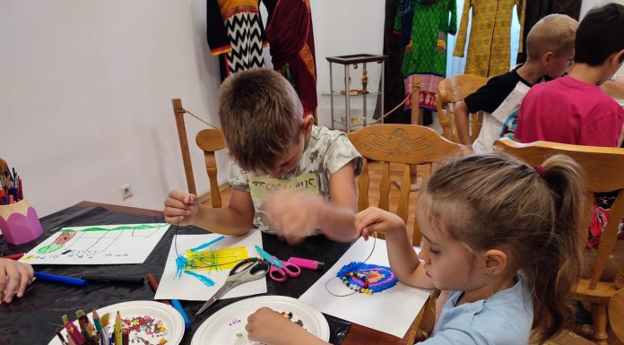 „Micii bijutieri”, vacanță la muzeu