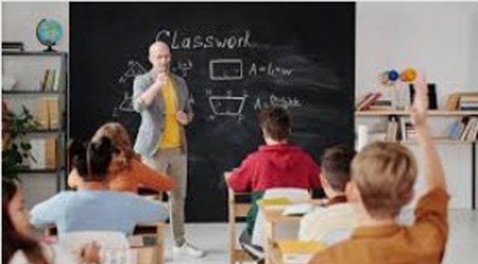 Primele profesorilor, plătite din Fondul de rezervă