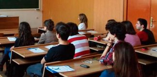 Zeci de elevi din alte județe s-au înscris la liceu în Gorj