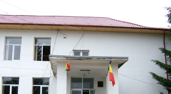 A intrat la liceu cu media 1.55