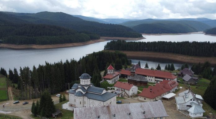 Sfăntul Pantelimon, ocrotitorul medicilor și vindecătorul bolnavilor, sărbătorit astăzi, 27 iulie 2023, de către credincioșii gorjeni și nu numai