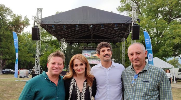 Toma Cuzin vrea să transforme festivalul într-unul internațional! „Film în Sat” – un succes încă din prima seară!