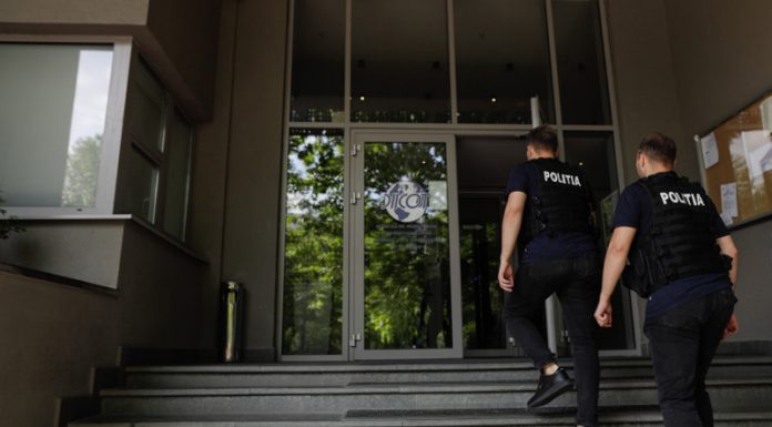 Peste 11.000 de ,,abonați” la drogurile de mare risc din piața online! Rețeaua ENIGMA, destructurată de DIICOT