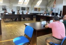 Grup de francezi și turci, la Biblioteca ”Christian Tell”