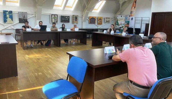 Grup de francezi și turci, la Biblioteca ”Christian Tell”