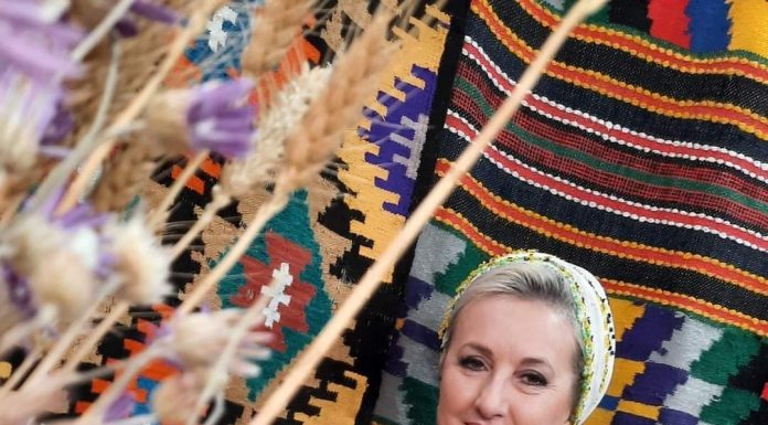 Ansamblul „Maria Lătărețu” urcă diseară pe scena din centrul Târgu-Jiului