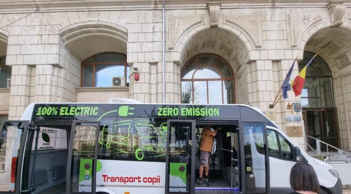 Microbuze electrice pentru transportul elevilor