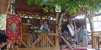 Sfânta Mănăstire Polovragi şi-a sărbătorit marele Hram «Adormirea Maicii Domnului» – ,,Maica Domnului este cea care atrage Iubirea Lui Dumnezeu pentru noi, oamenii, şi Îl face pe Dumnezeu milostiv, pentru viaţa ei curată”!