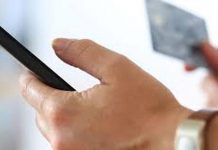 I-a luat unei femei 59.000 de lei de pe card, accesând ilegal o aplicație bancară