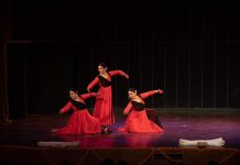 Ateliere de dans indian, la Muzeul Județean