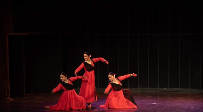 Ateliere de dans indian, la Muzeul Județean