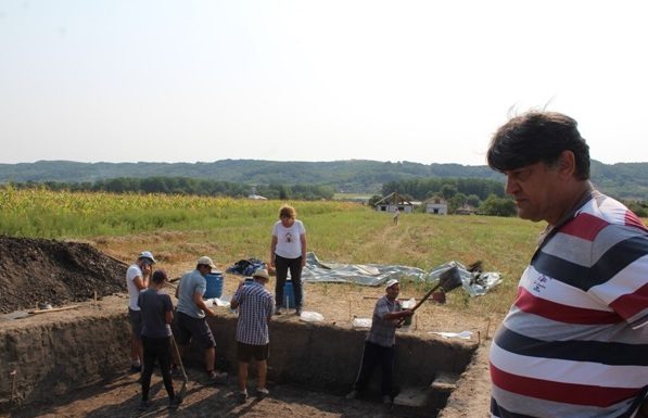 Cercetari arheologice la Hurezani