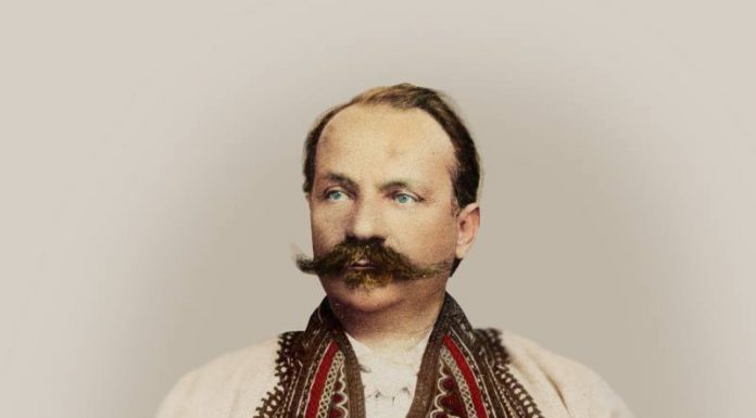 Fotografii cu Dincă Schileru și vechi straie gorjenești, expuse la Muzeul Național al Țăranului Român