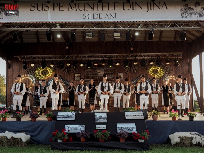 Novăcenii au reprezentat județul Gorj la Festivalul Folcloric „Sus pe Muntele din Jina”