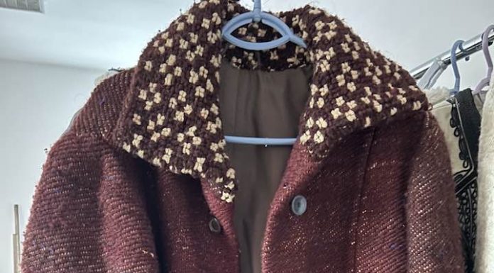 Un ansamblu din Gorj solicită donații de costume populare