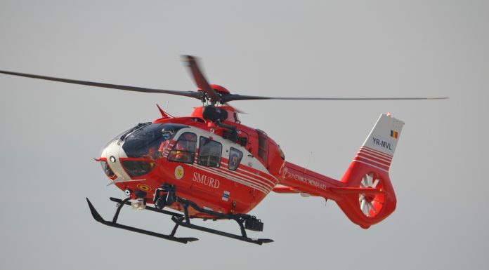 VIDEO/Foto: Elicopter SMURD chemat pentru victima mușcată de viperă