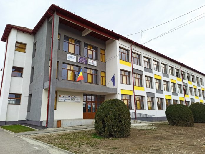 Liceul din Peștișani, modernizat cu aproape două milioane de lei