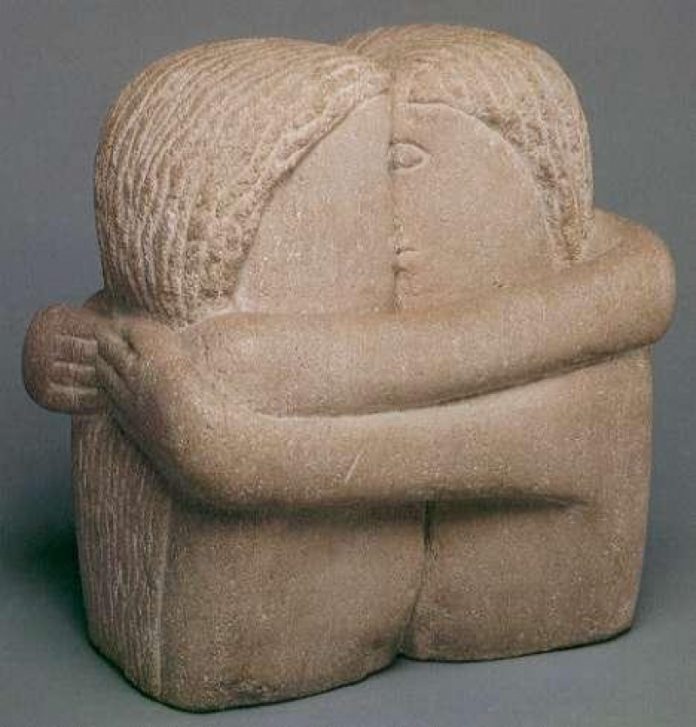 „Sărutul” lui Brâncuși a ajuns la București