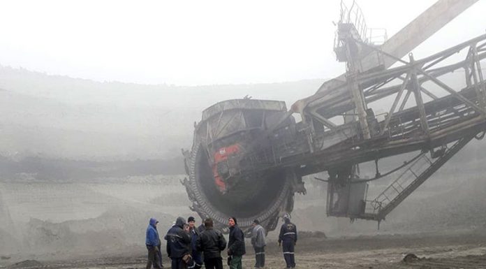 Târgu Jiu: Minerii și energeticienii, chemați la întâlnirea cu avocații