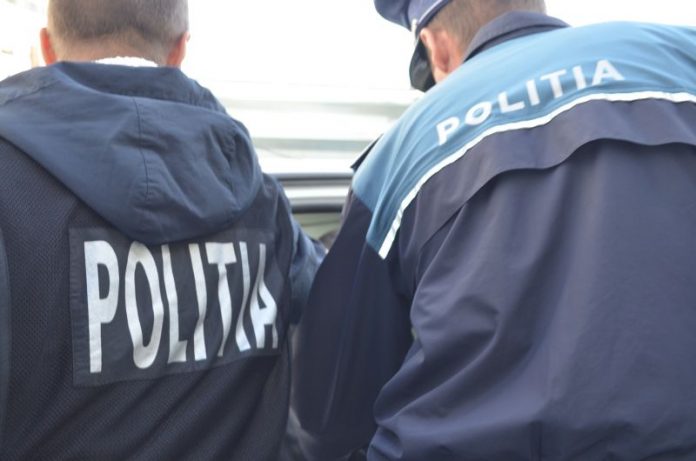 Polițiștii protestează la ușa Guvernului