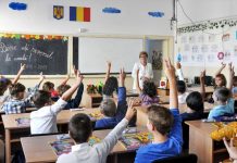 Școala începe mai devreme