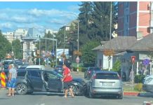 FOTO, Târgu Jiu: Tamponări în trafic