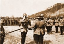 Acum 106 ani avea loc decorarea Drapelului Regimentului 18 Gorj, de către Regele Ferdinand I