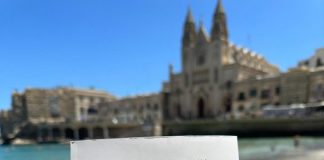 Cartea despre gelozia-război