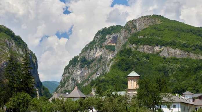 Comuna Polovragi concurează la titlul de „Best Tourism Villages”