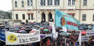 Lider: 7000 de oameni trebuie să semneze, în stradă, cu Guvernul! Niciun grup de lucru nu ne va salva locurile de muncă!