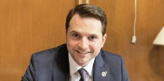 Ministrul Burduja a preluat sloganul lui Virgil Popescu: ,,Nu lăsăm pe nimeni în urmă”