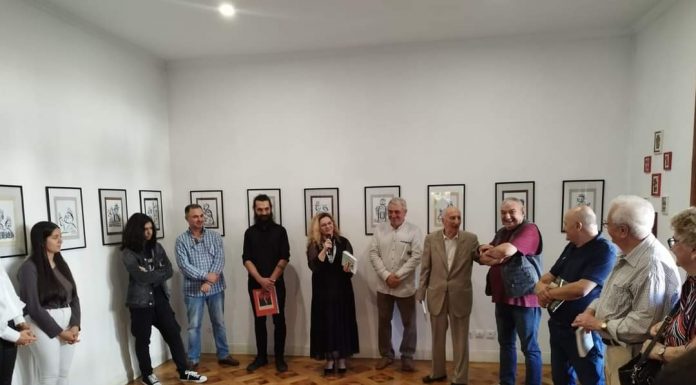 Târgu-Jiu: Reprezentanți ai Poliției, la vernisajul expoziției memoriale cu operele lui Aurelian Șuță