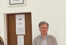 Moment festiv: Un distins dascăl al CNTV Târgu Jiu a ieșit la pensie!