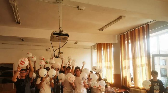 Elevii CNET Târgu Jiu au marcat Ziua Europeană a Limbilor Străine